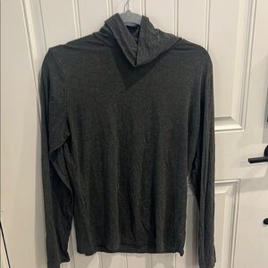 Women's heathered Gray Turtleneck Sweater (fits like M/L)